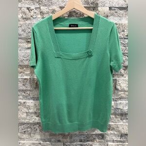 Dalia Vibrant Green Knit Top short sleeve size XL soft fabric